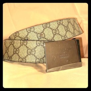 Vintage Gucci belt